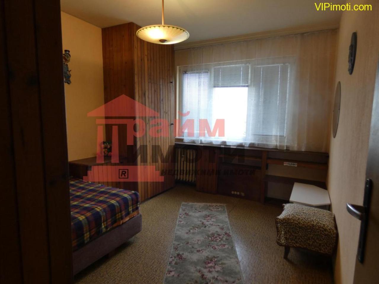 Обзаведен тристаен под наем в Стрелбище на метри от Южен парк