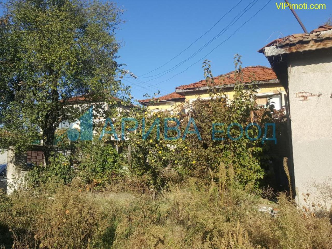 Къща в с. Стамболийски, община Хасково