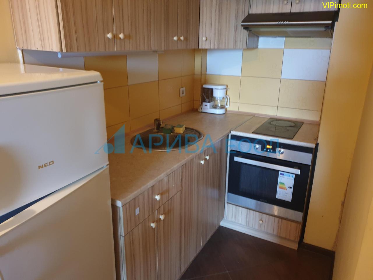 Двустаен апартамент под наем в топ център Хасково