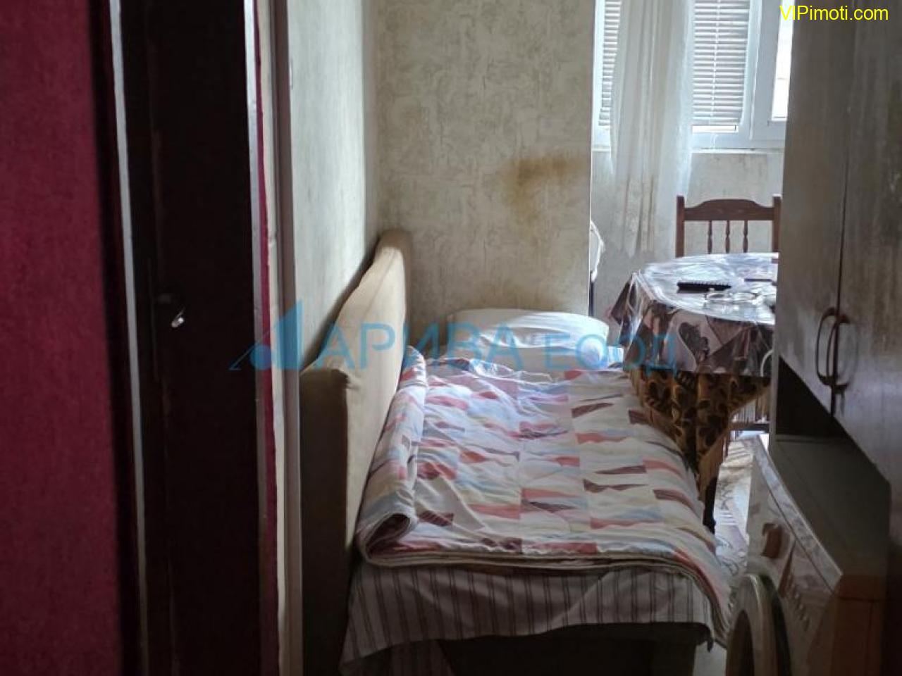 Апартамент на втори етаж, панел Хасково