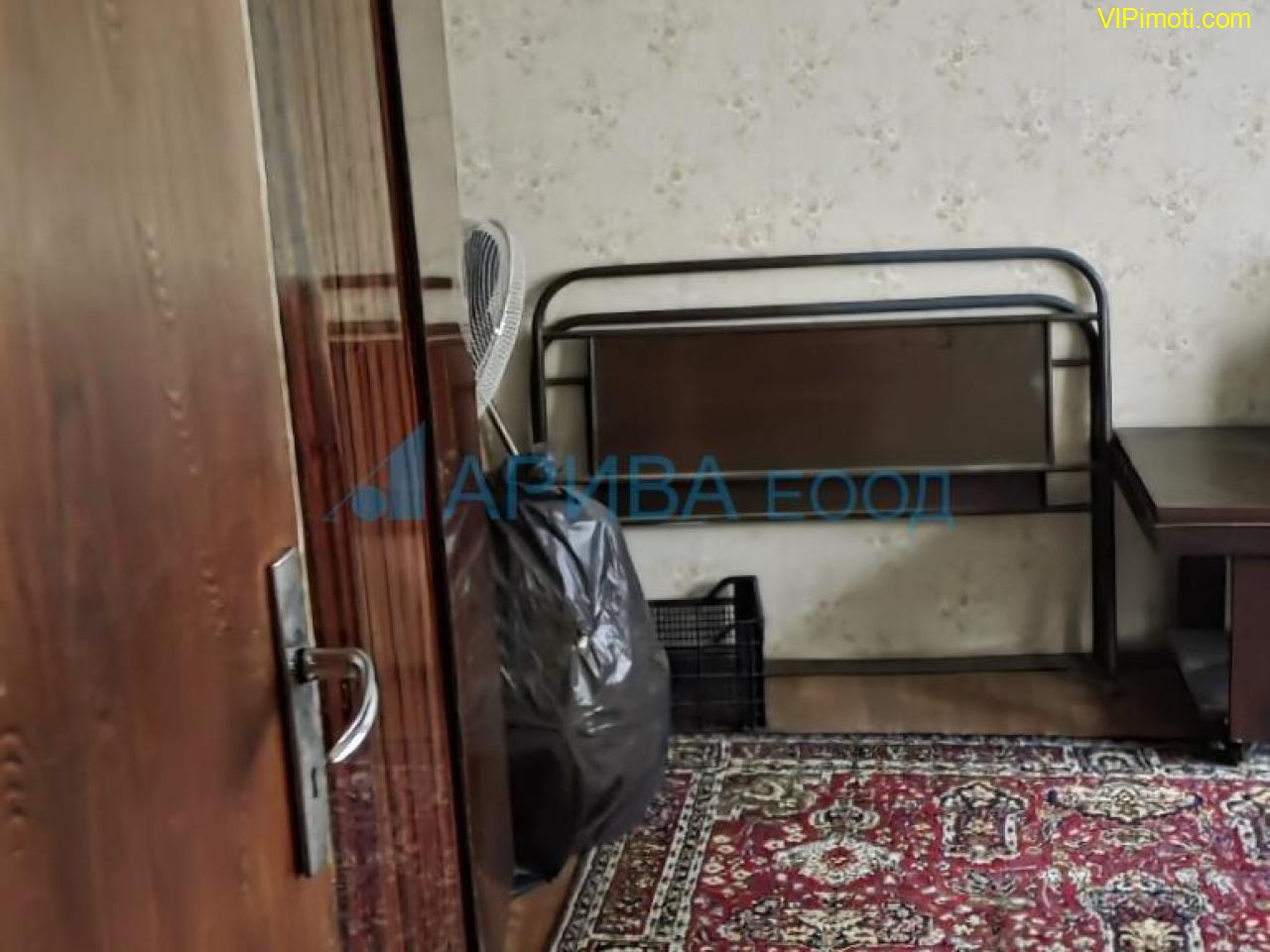 Апартамент на втори етаж, панел Хасково