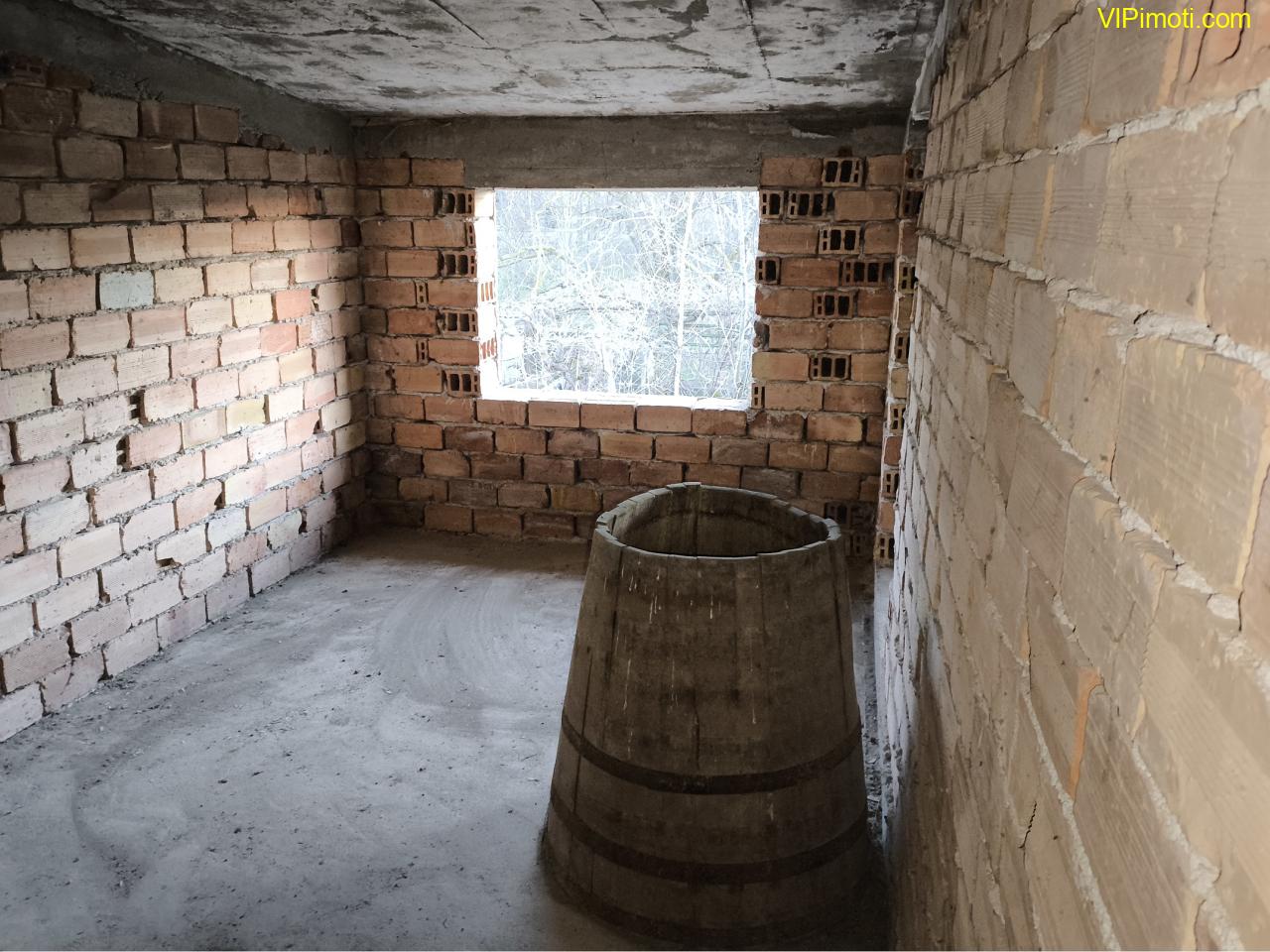 ДВЕ МАСИВНИ ТУХЛЕНИ  КЪЩИ за продажба в село Яздач, на 20 км от гр. СТАРА ЗАГОРА - ИЗГОДНО !