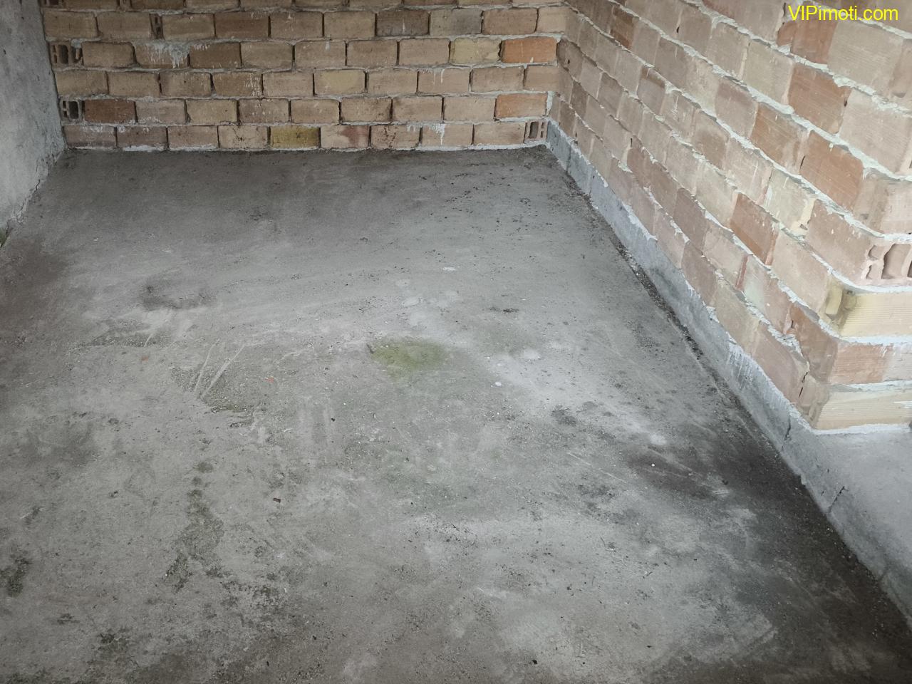 ДВЕ МАСИВНИ ТУХЛЕНИ  КЪЩИ за продажба в село Яздач, на 20 км от гр. СТАРА ЗАГОРА - ИЗГОДНО !