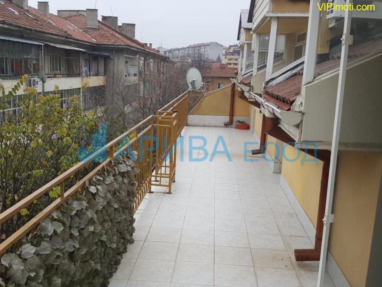 Луксозен апартамент под наем в Хасково - център