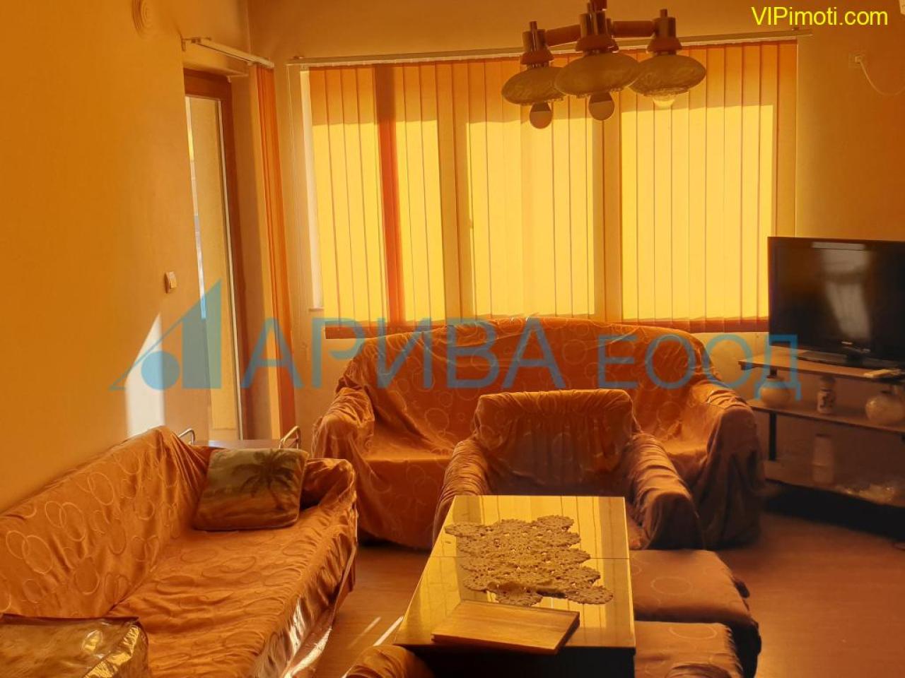 Апартамент под наем зад ОББ - Хасково