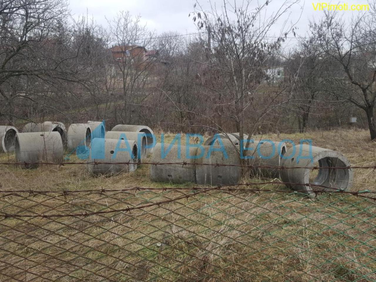 Парцел в Кенана /до р-т Калуа/ с ток и вода