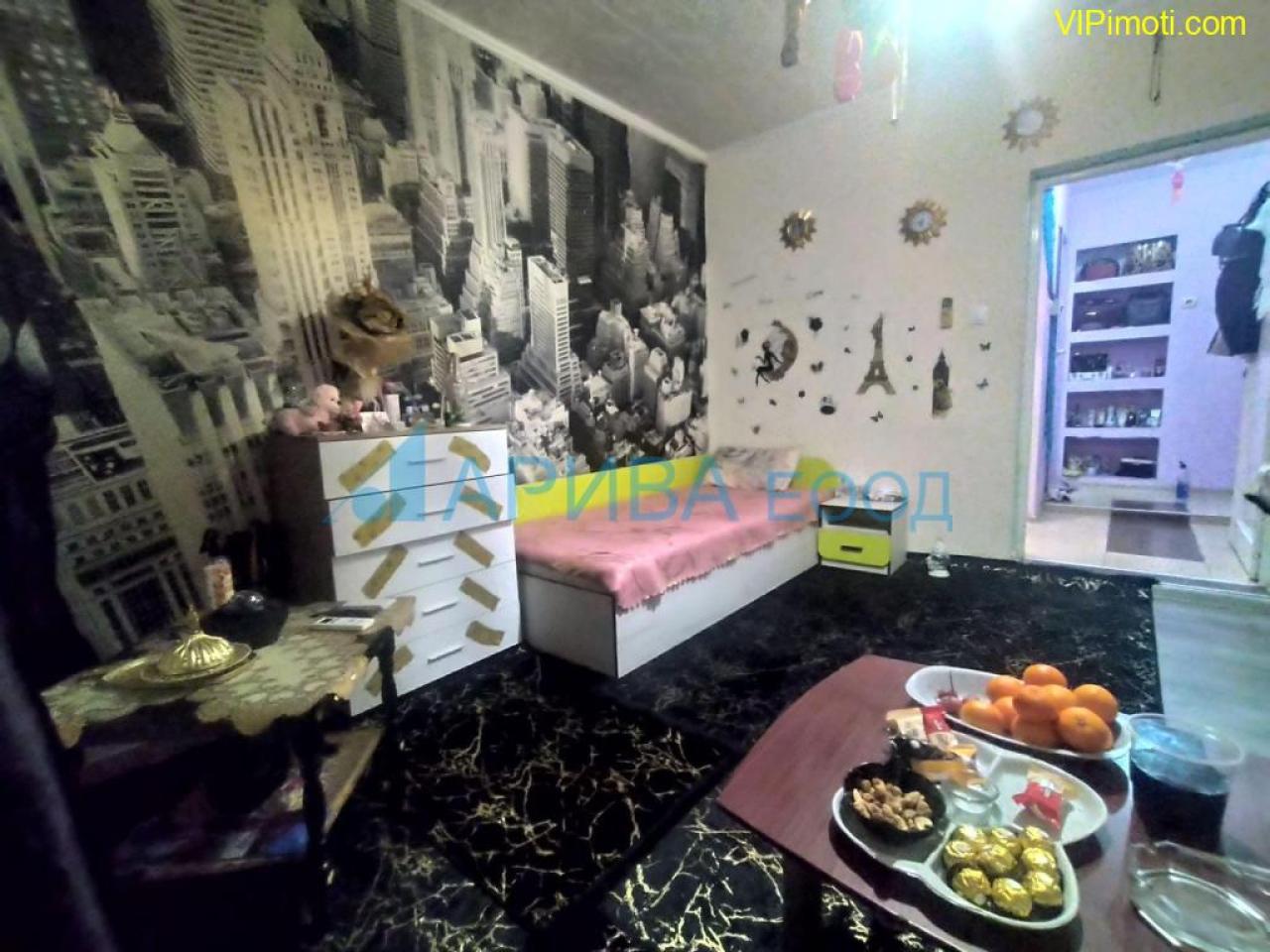 Гарсониера под наем - център Хасково