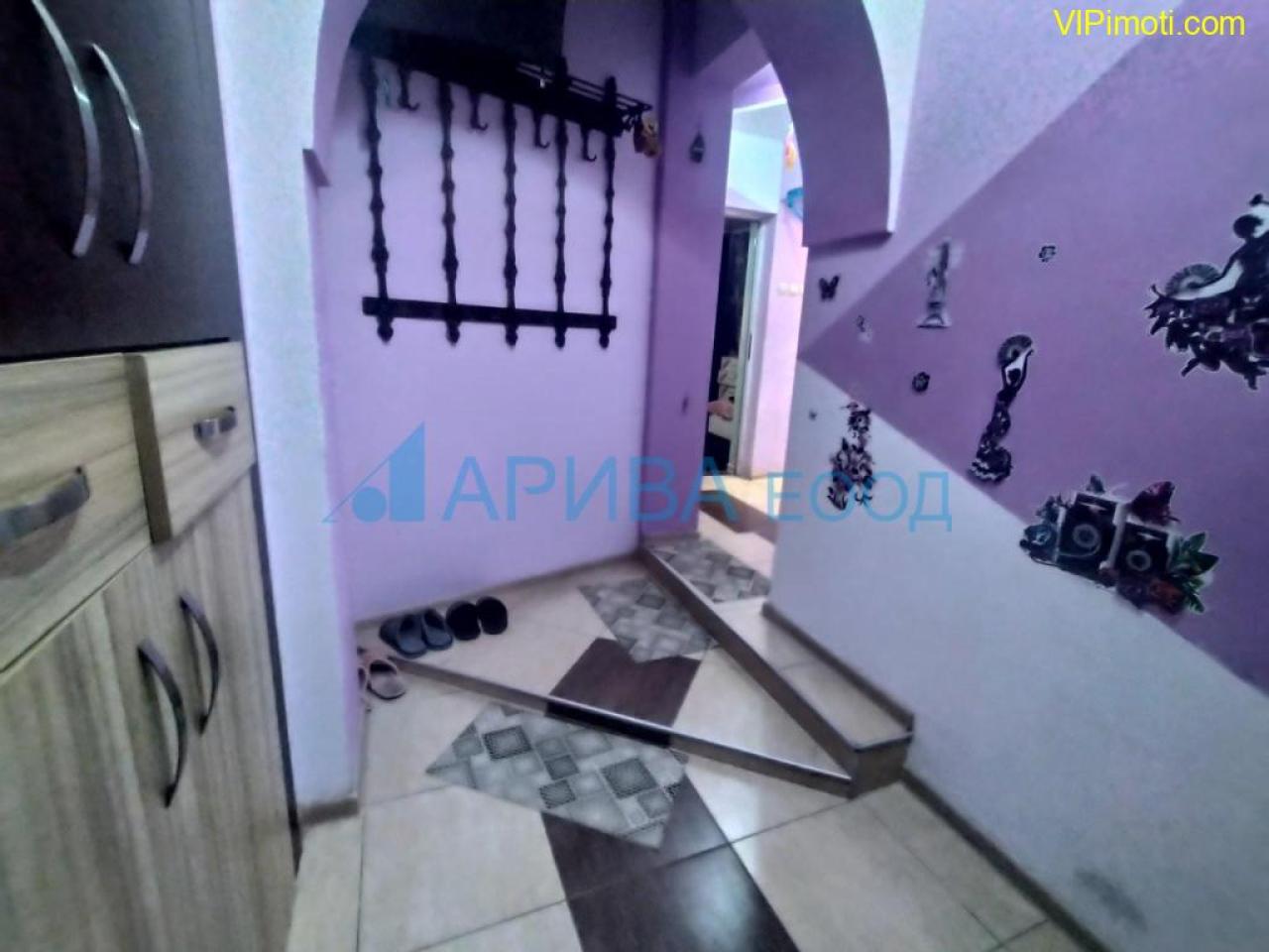 Гарсониера под наем - център Хасково