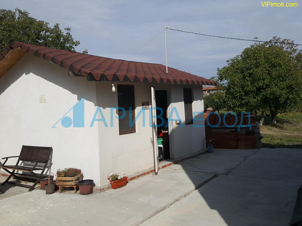 Къща след ремонт на два етажа в село Голямо Асеново