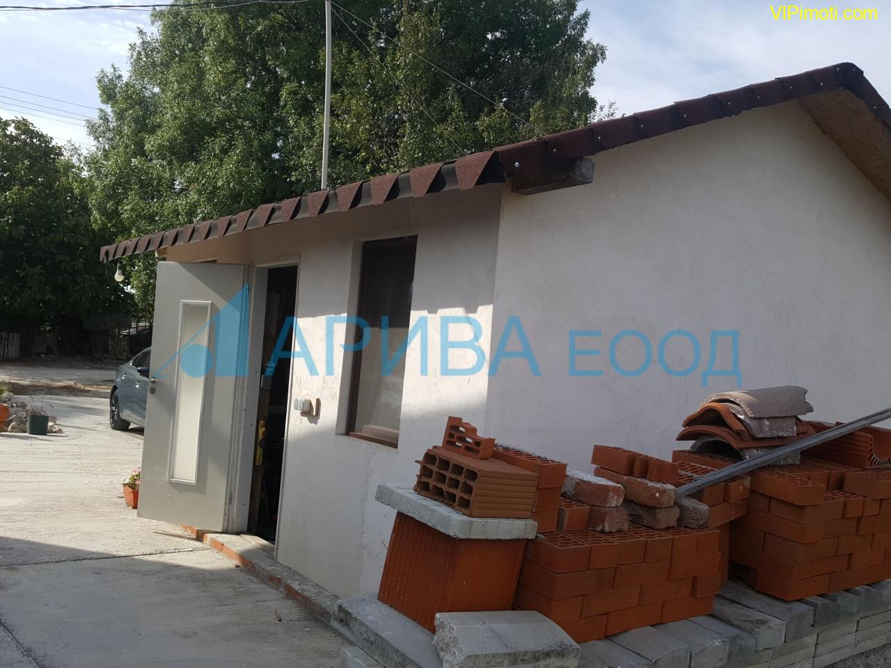 Къща след ремонт на два етажа в село Голямо Асеново