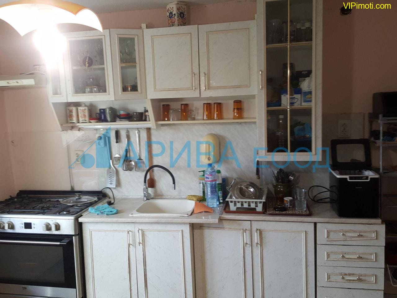 Къща след ремонт на два етажа в село Голямо Асеново