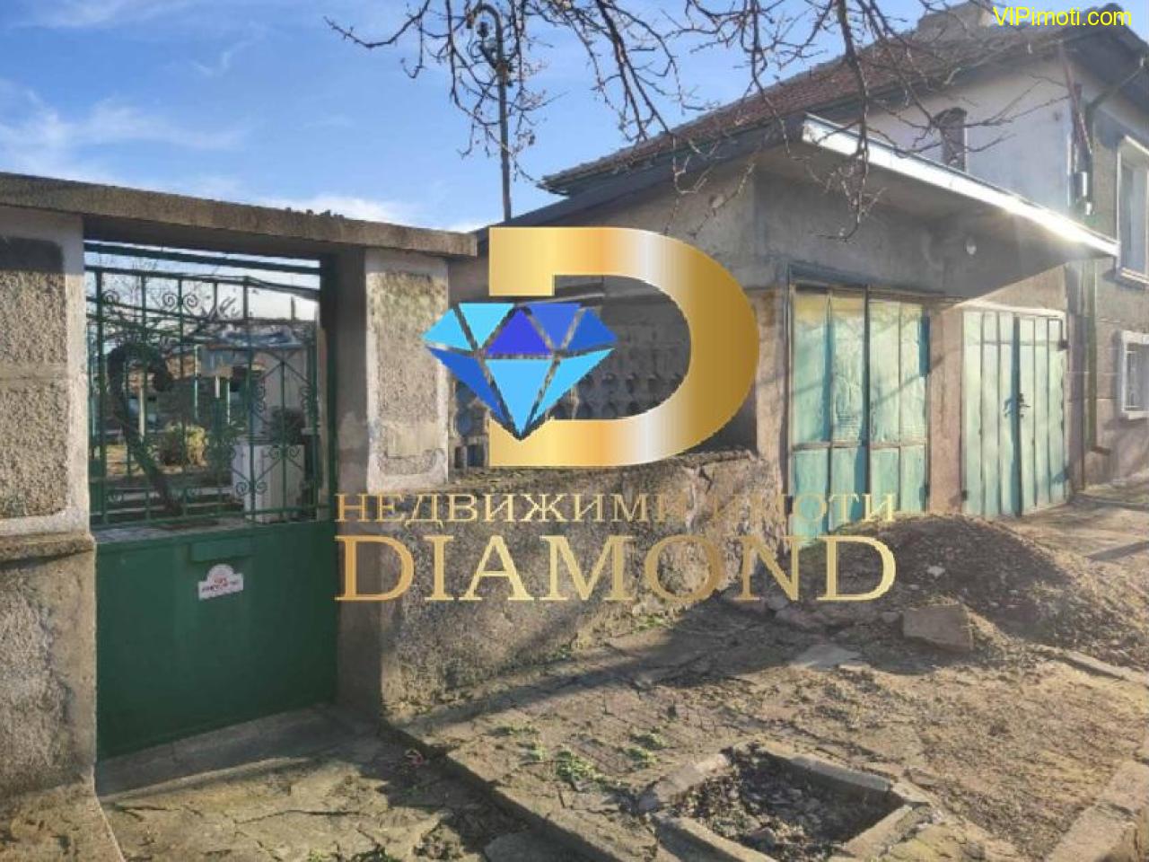 Двуетажна къзе в село Горски извор