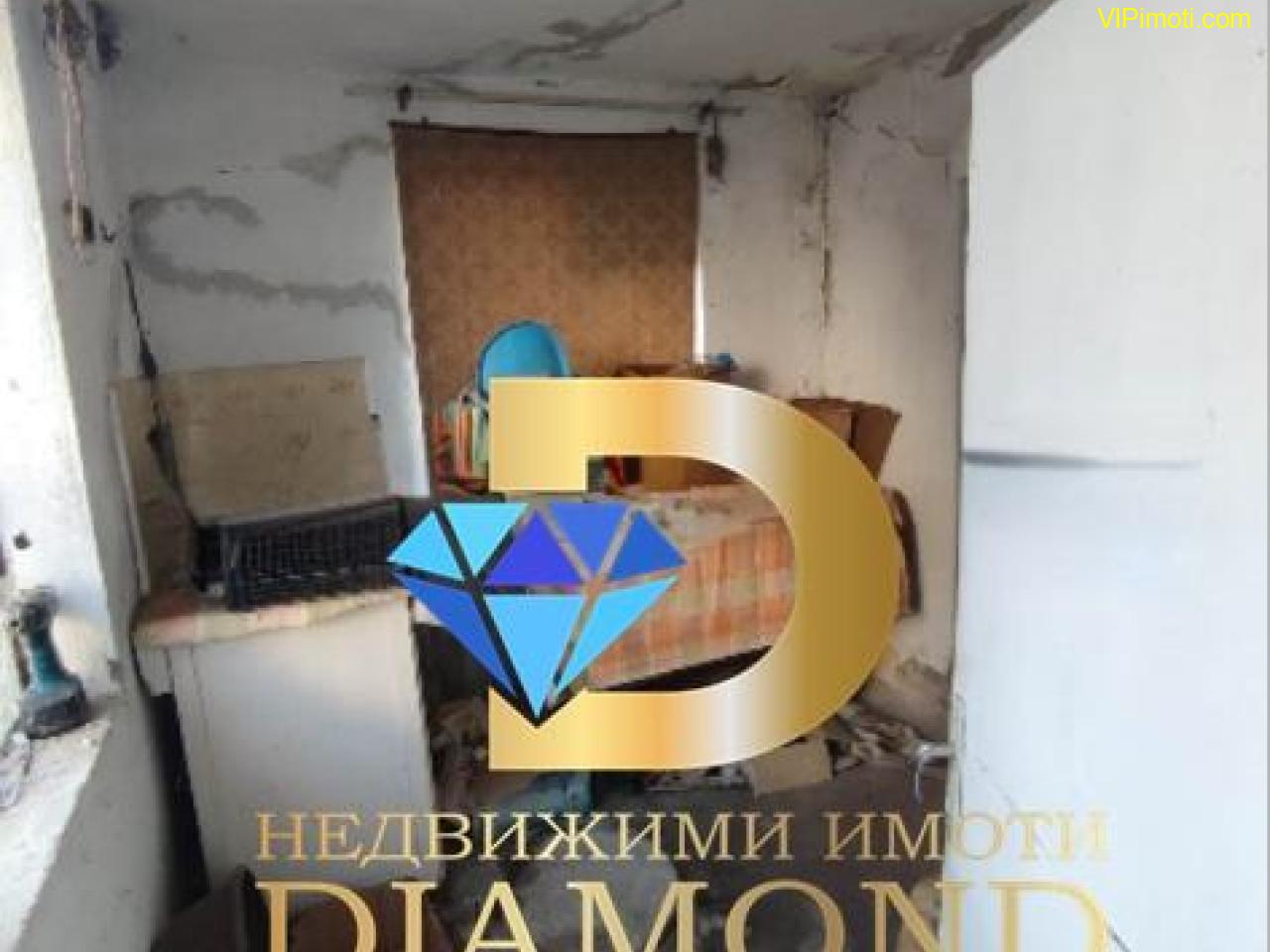 Двуетажна къзе в село Горски извор