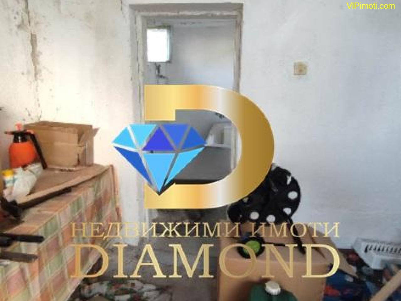 Двуетажна къзе в село Горски извор