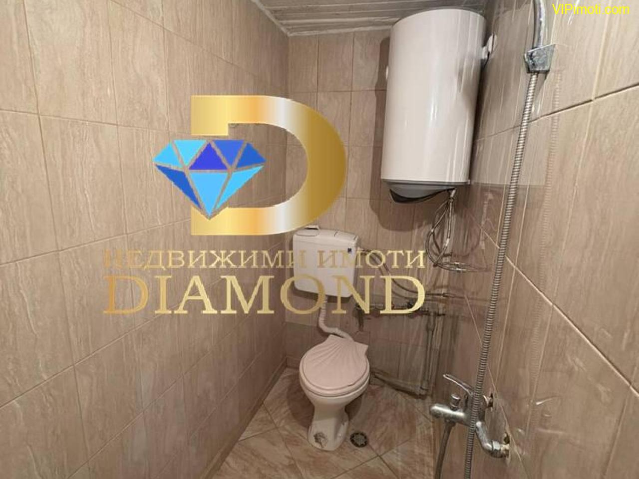 Двуетажна вила в местност Шарапаните, общ. Минерални бани