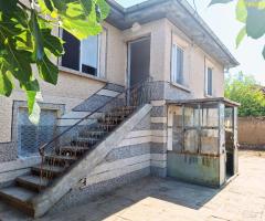 Къща, с. Чешнегирово, обл. Пловдив, общ. Садово