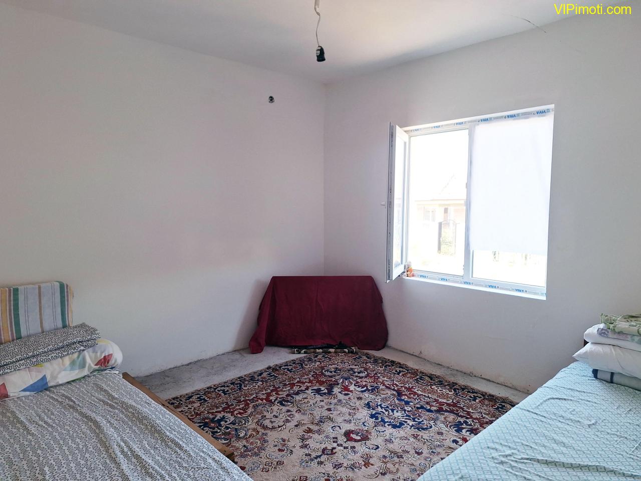 Къща, с. Чешнегирово, обл. Пловдив, общ. Садово