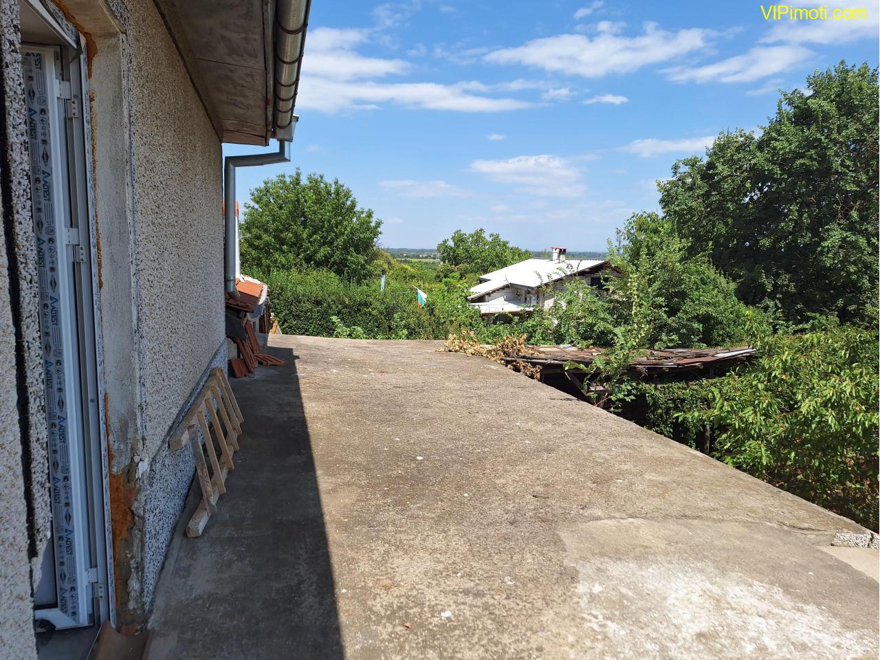 Къща, с. Чешнегирово, обл. Пловдив, общ. Садово