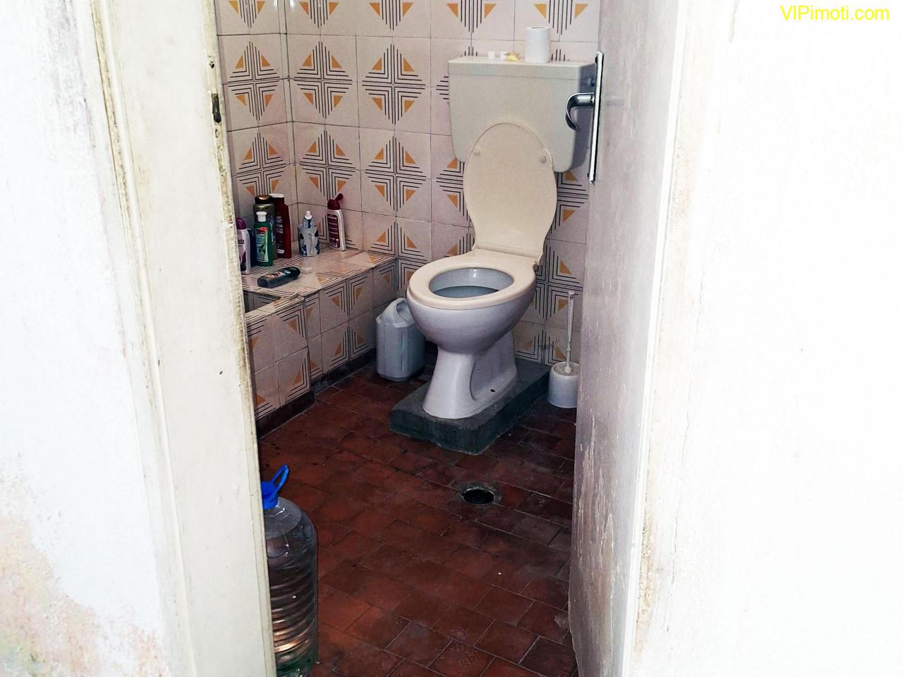 Къща, с. Чешнегирово, обл. Пловдив, общ. Садово